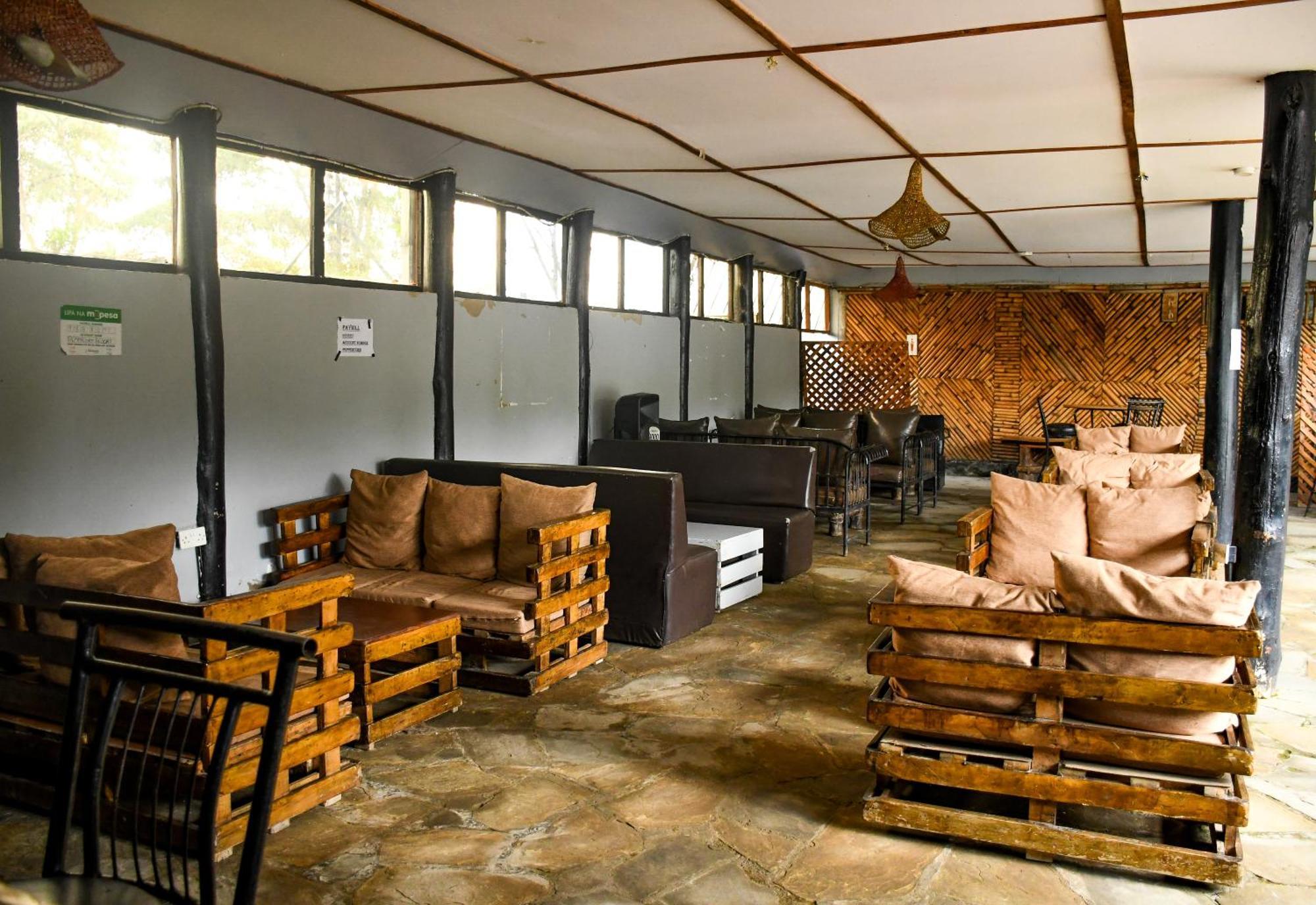 Dovenest Lodge Naivasha Exterior photo